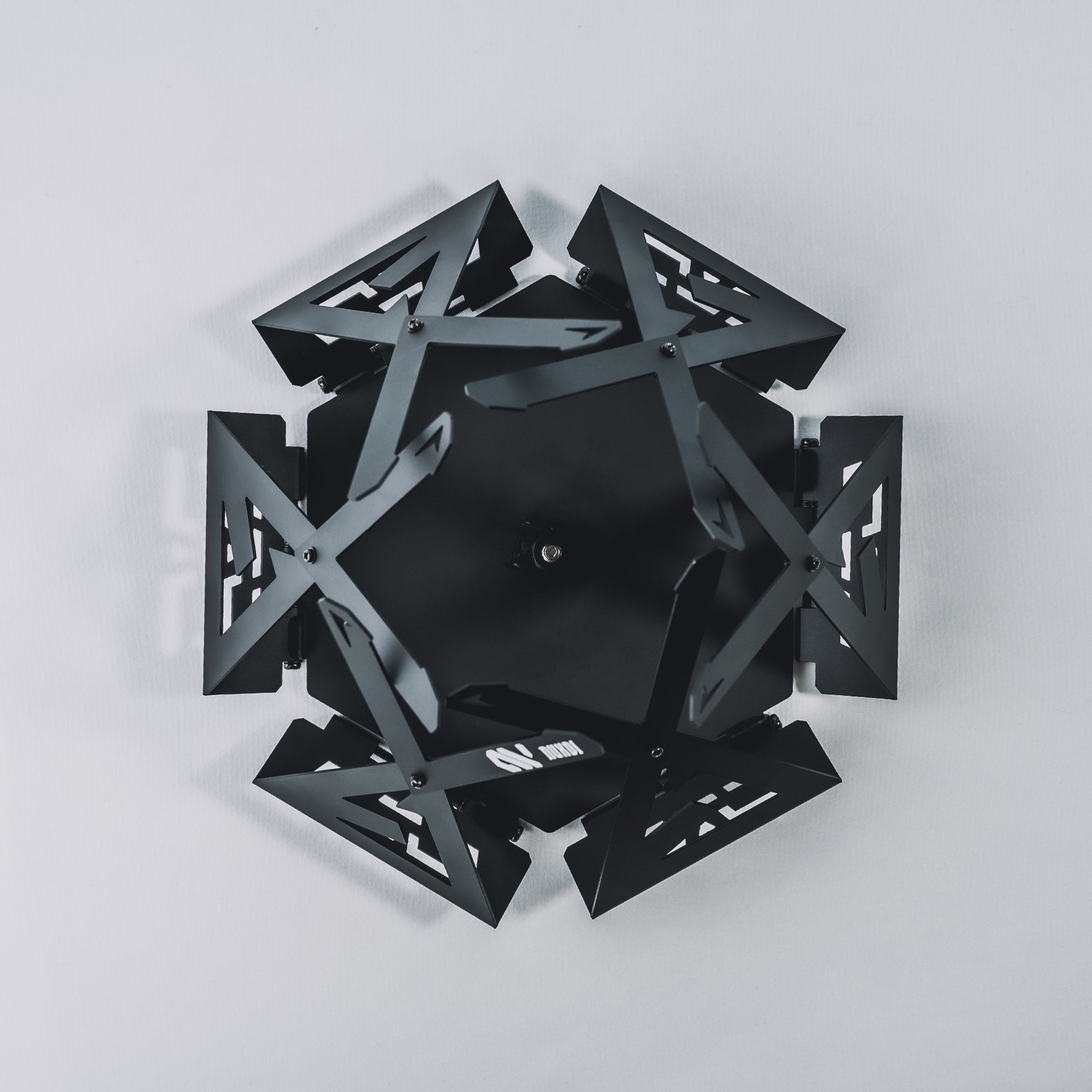 nuxdi 「YAMATA NOROSHI YAMATA NOROSHI -SELF BUILD- ｜NUXDI｜蚊取り線香ホルダー